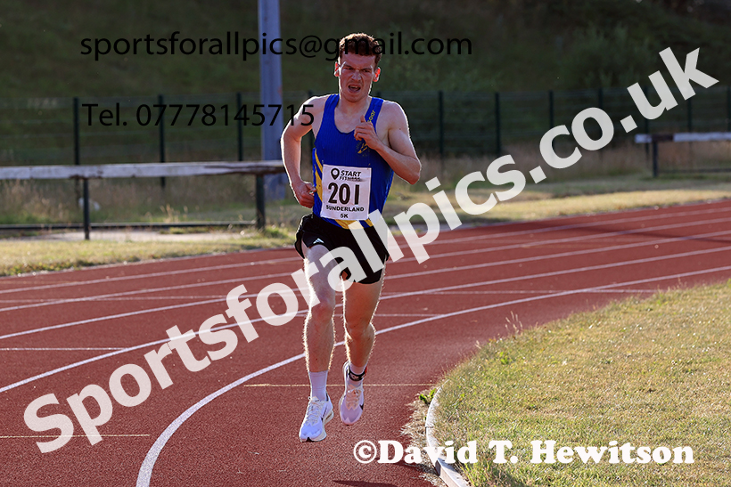Senior Mens 2025 Sunderland 5k, Silksworth, Sunderland. Photo: David T. Hewitson/Sports for All Pics